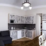 Apartment White House